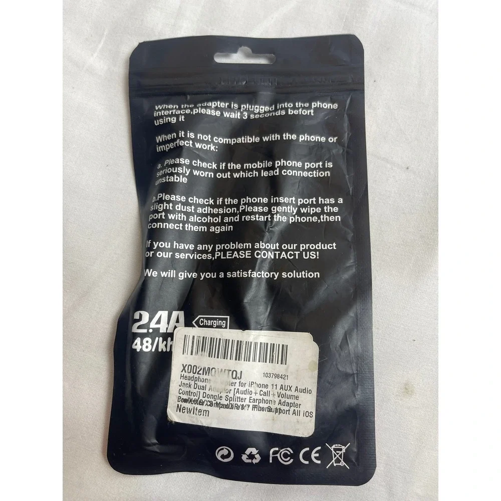 iPhone 11 Dual Headphone Adapter Charging Port Aux Audio Jack Dongle Splitter